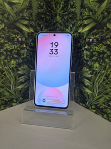 Samsung Galaxy S24 FE Kártyafüggetlen 128 GB 8 GB Ram, 12 hó garancia