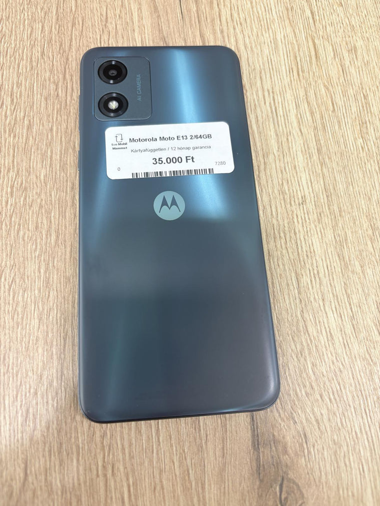 Motorola E13 Kártyafüggetlen 64 GB 2 GB Ram, 12 hó garancia