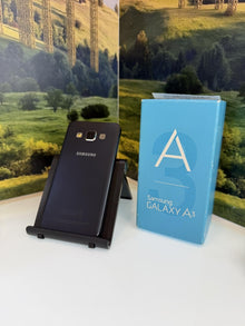 Samsung Galaxy A3 Kártyafüggetlen 16 GB 1 GB Ram, 12 hó garancia