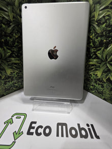 Apple iPad 8th Gen Wi-Fi 32 GB, 12 hó garancia