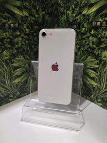 Apple iPhone SE (2022) Kártyafüggetlen 64 GB, 12 hó garancia