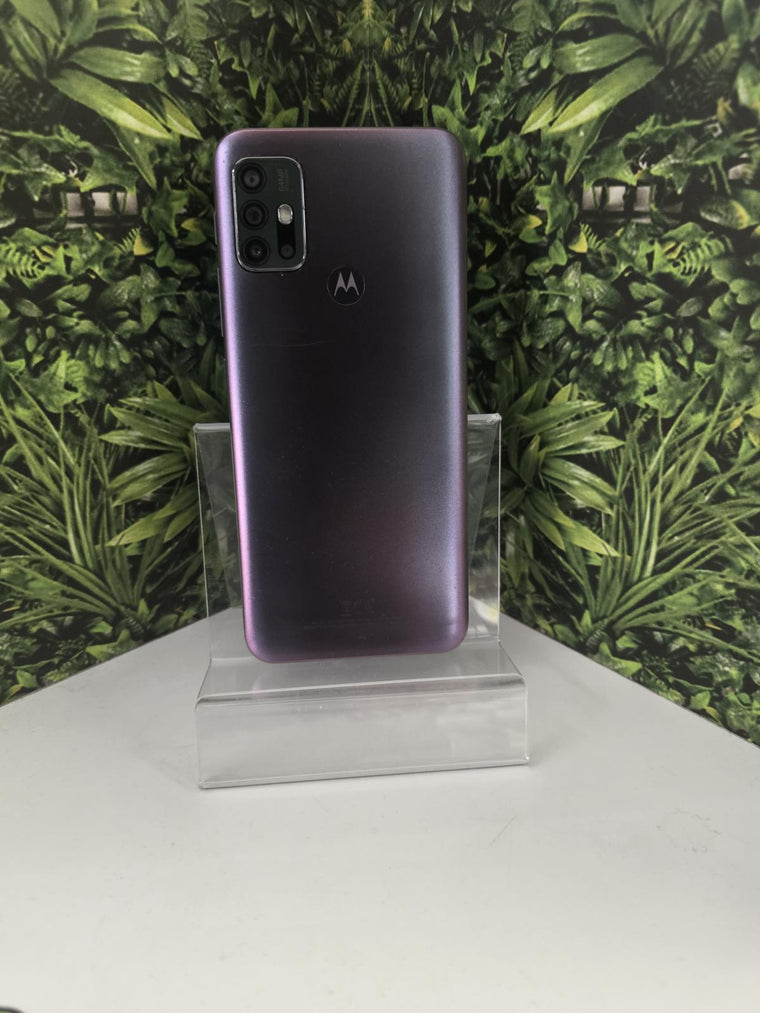 Motorola Moto G30 Kártyafüggetlen 128 GB 4 GB Ram, 12 hó garancia