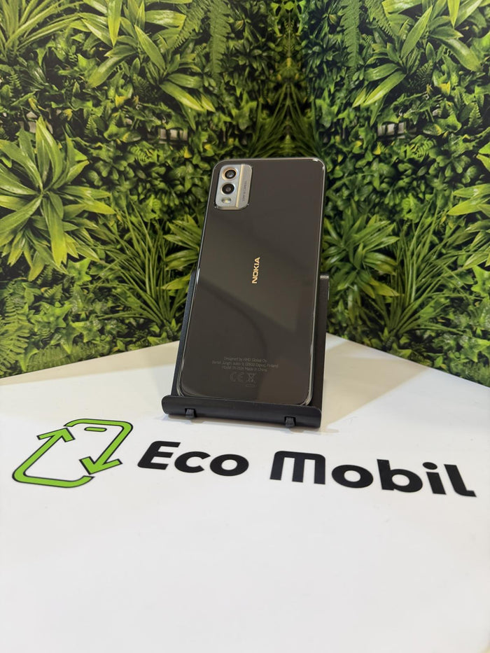 Nokia C32 Kártyafüggetlen 64 GB 4 GB Ram, 12 hó garancia