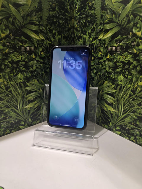 Apple iPhone 11 Kártyafüggetlen 64 GB, 12 hó garancia
