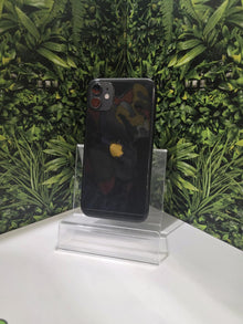 Apple iPhone 11 Kártyafüggetlen 64 GB, 12 hó garancia