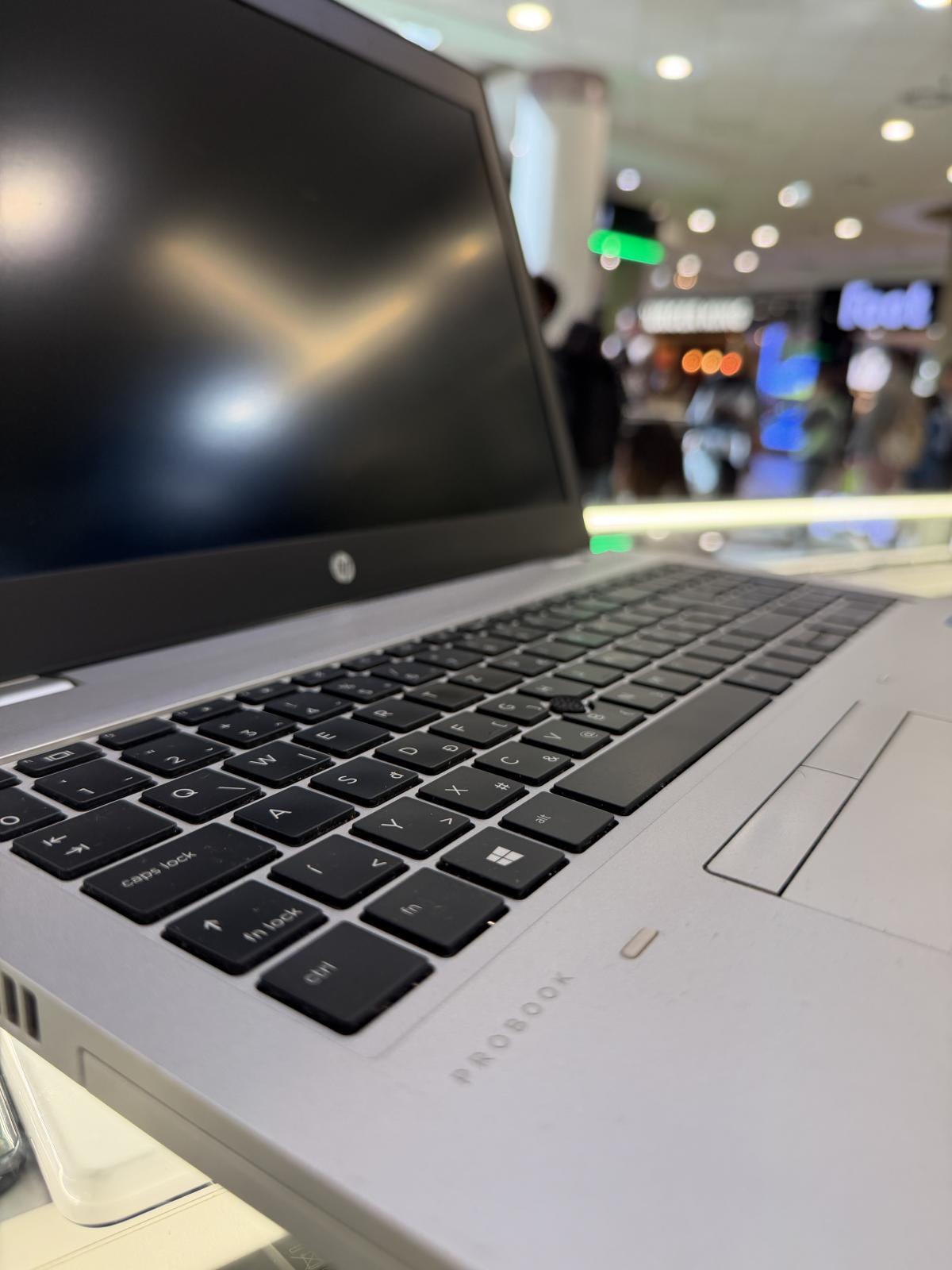 HP EliteBook 650 G5 Wi-Fi 512 GB 16 GB Ram, 12 hó garancia