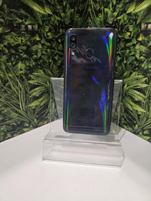 Samsung Galaxy A40 Kártyafüggetlen 64 GB 4 GB Ram, 12 hó garancia